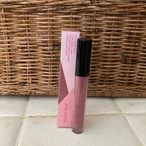 Must Have Mauve Matte Liquid Mary Kay Lipstick New in box